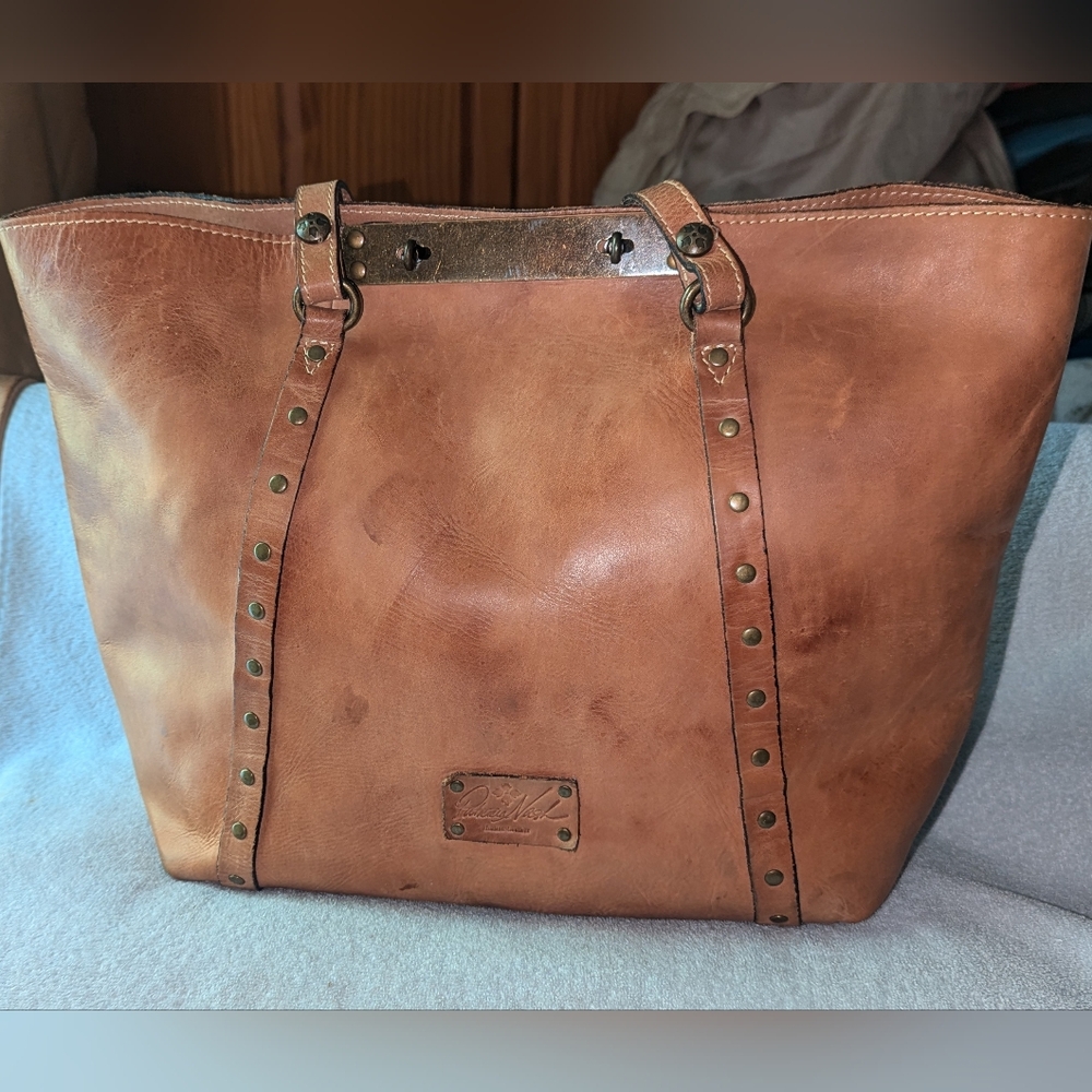 Patricia Nash Benvenuto Heritage tote bag.